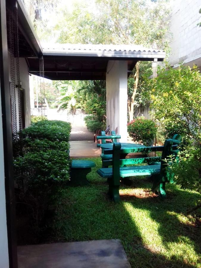 Villa Delorenta Anuradhapura Eksteriør bilde