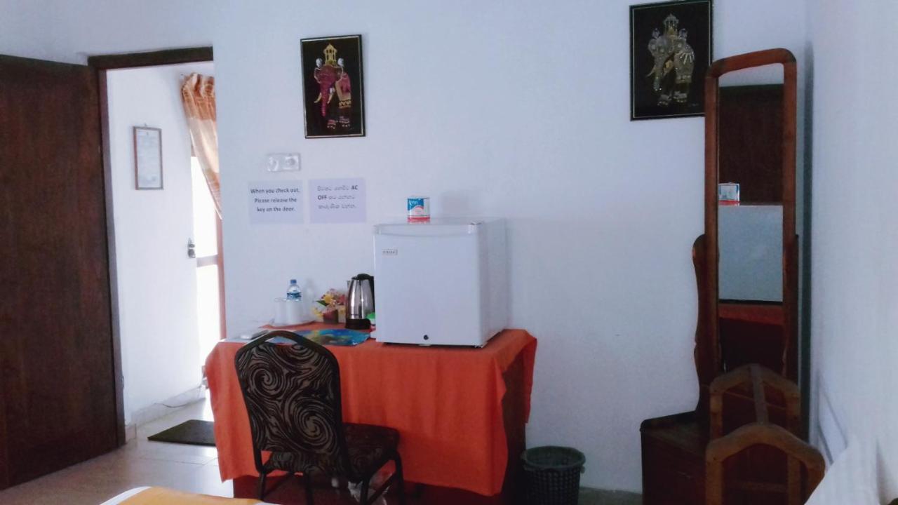 Villa Delorenta Anuradhapura Eksteriør bilde